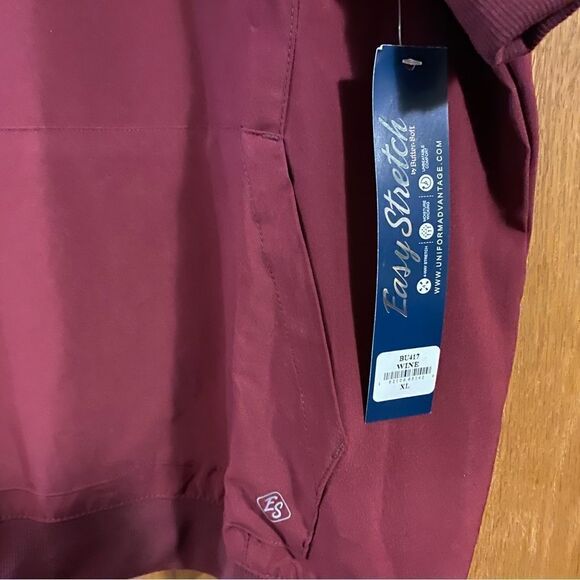 Easy Stretch short sleeved, hooded nursing uniform top, size XL. (S93) - Picture 4 of 5